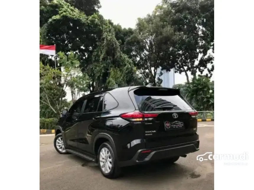 2024 Toyota Kijang Innova Zenix V (Non Premium Color) MPV