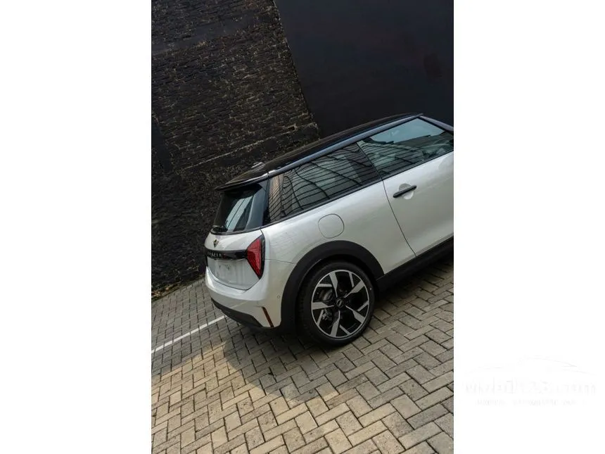 2025 MINI Cooper S 3 Door Hatchback