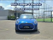 2024 MINI Cooper 0.0 Cooper SE Hatchback Electric Brilliant Blue Km 5rb Pakai 2025 Perfect