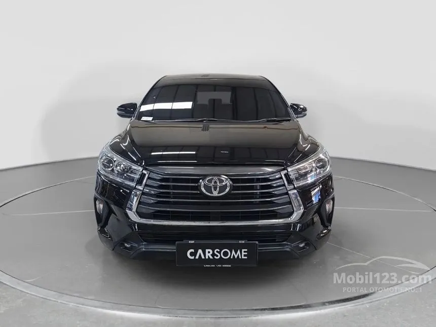 2022 Toyota Kijang Innova V MPV
