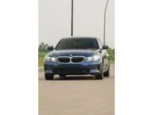 2020 BMW 320i 2.0 Sport Sedan (Faktur 2021) New Model (G20) Blue on Black Odo 21 Rb (TERMURAH)