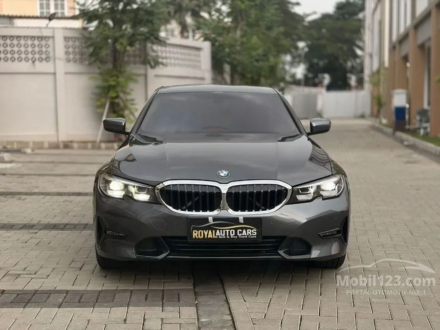 2021 BMW 320i Sport Sedan