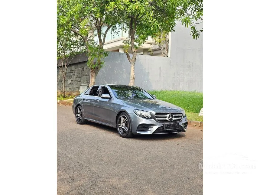 2017 Mercedes-Benz E300 AMG Line Sedan
