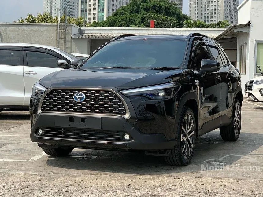Jual Mobil Toyota Corolla Cross 2023 Hybrid 1.8 di Jawa Barat Automatic Wagon Hitam Rp 508.200.000