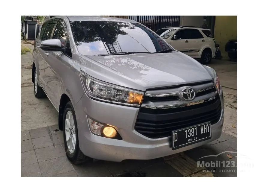 Jual Mobil Toyota Kijang Innova 2019 G 2.4 di Jawa Barat Automatic MPV Silver Rp 347.000.000