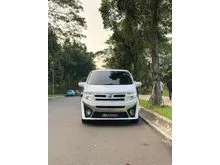 2010 Nissan Elgrand 2.5 MPV