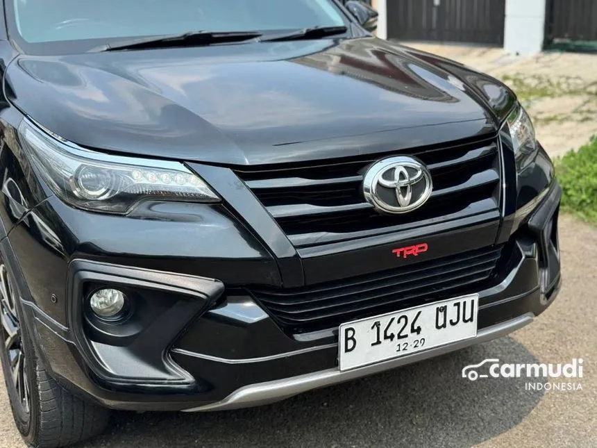 2019 Toyota Fortuner VRZ TRD 4X2 SUV