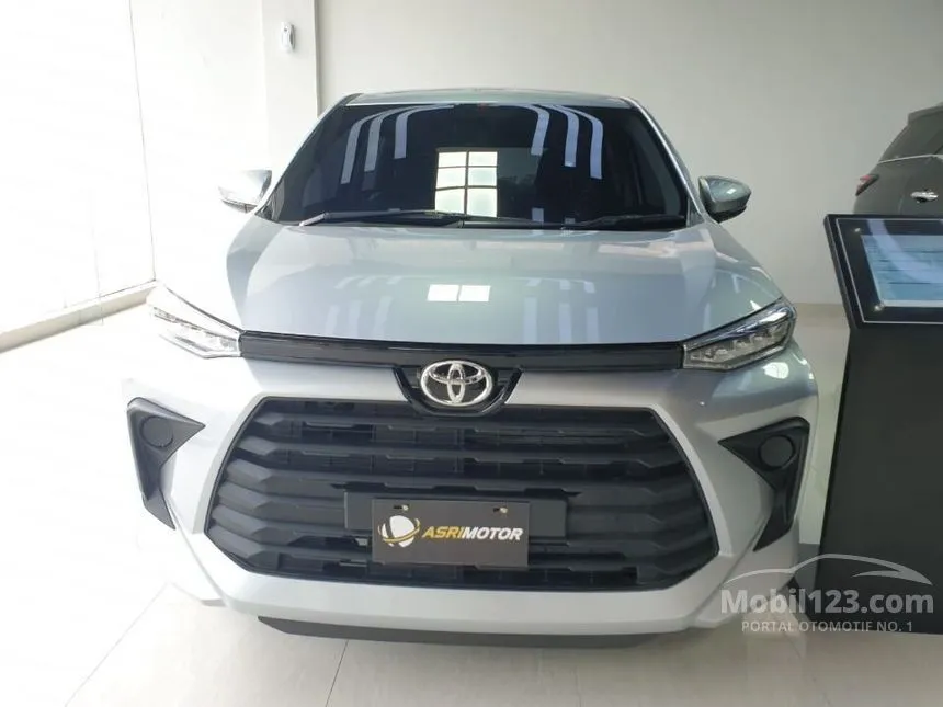 Jual Mobil Toyota Avanza 2024 E 1.3 di Jawa Timur Manual MPV Ungu Rp 220.000.000
