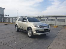 2012 Toyota Fortuner 2.7 G Luxury SUV