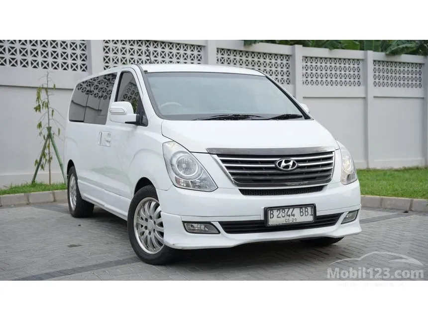 2014 Hyundai H-1 Royale MPV