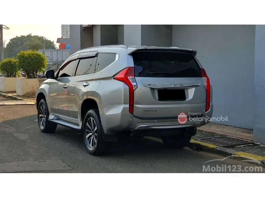 2017 Mitsubishi Pajero Sport Dakar 4X2 SUV