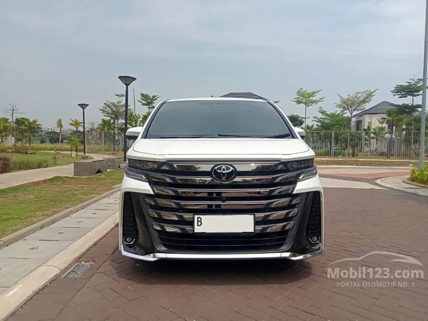 Jual Mobil Toyota Vellfire 2023 G 2.5 di DKI Jakarta Automatic Van Wagon Putih Rp 1.900.000.000