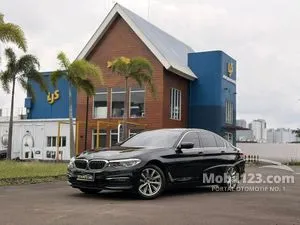 2020 BMW 520i 2.0 Luxury Sedan