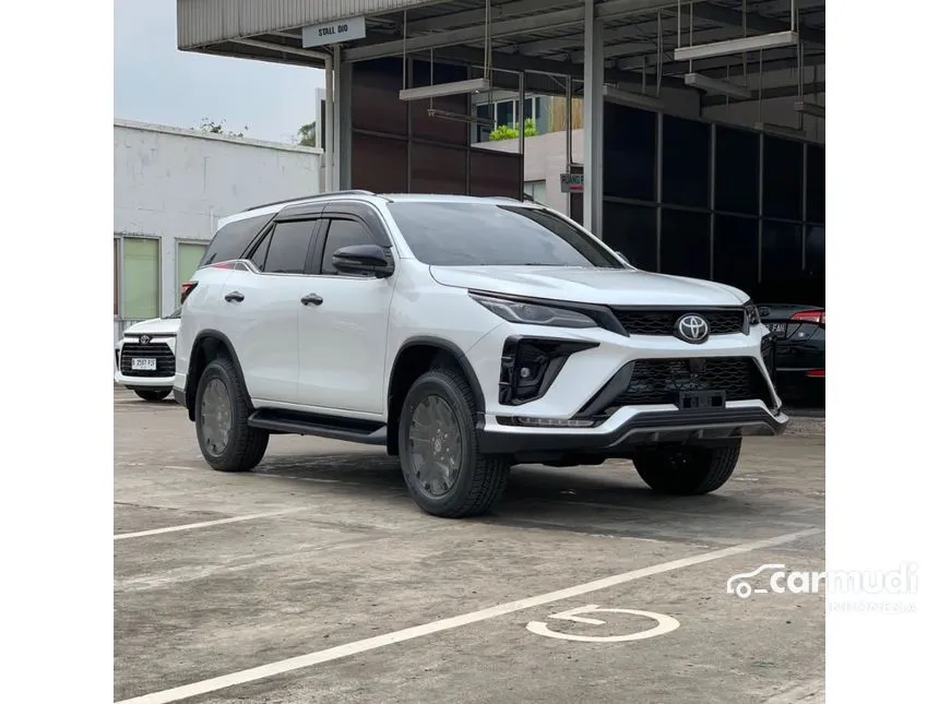 2025 Toyota Fortuner VRZ TSS GR Parts Aero Package (Premium Color) SUV