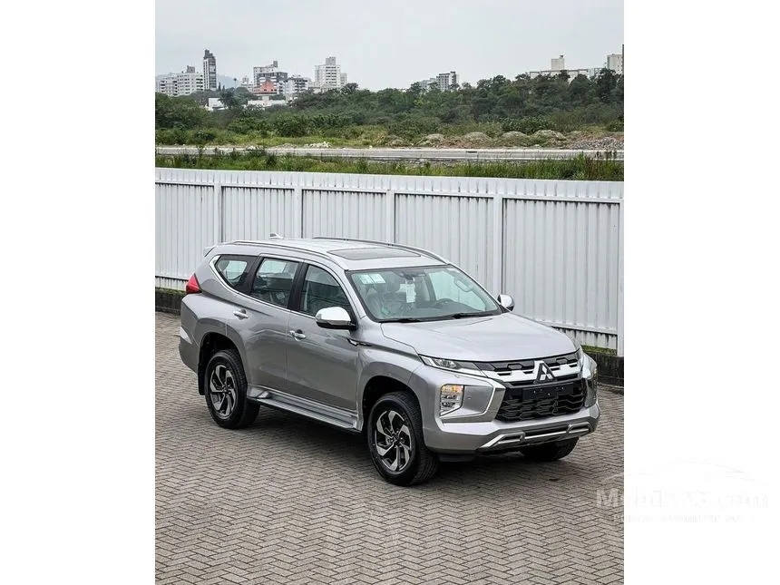 Jual Mobil Mitsubishi Pajero Sport 2024 Dakar Ultimate 2.4 di DKI Jakarta Automatic SUV Silver Rp 562.500.000