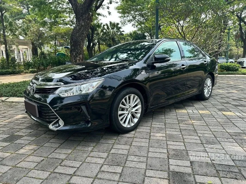 Jual Mobil Toyota Camry 2017 V 2.5 di Banten Automatic Sedan Hitam Rp 228.000.000