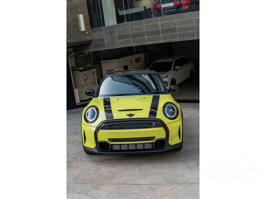 Jual Mobil MINI Cooper 2024 S 2.0 di Jawa Tengah Automatic Hatchback Kuning Rp 1.069.000.000