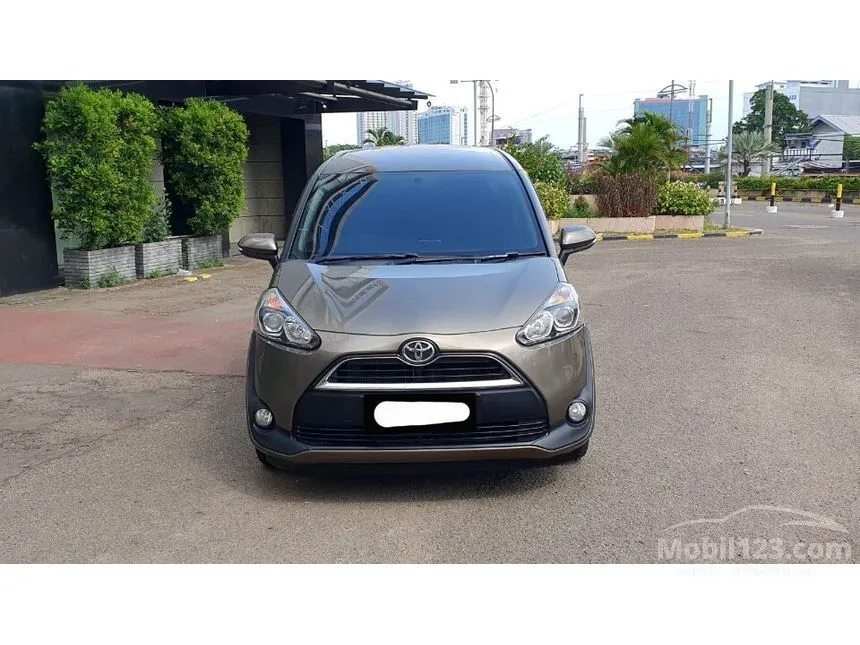 Jual Mobil Toyota Sienta 2018 V 1.5 di DKI Jakarta Automatic MPV Coklat Rp 179.000.000
