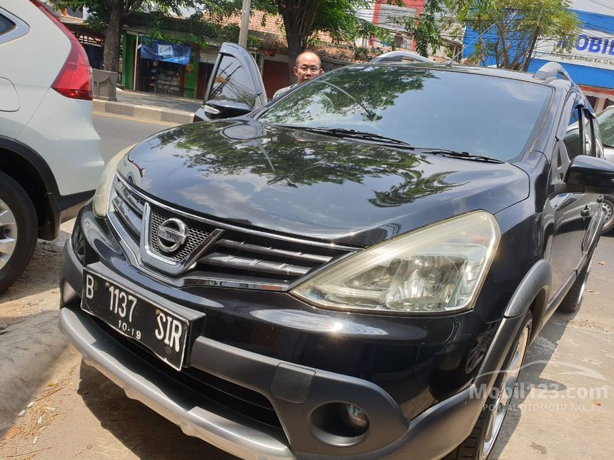 Jual Mobil  Nissan  Grand  Livina  2013 X Gear 1 5 di Jawa  