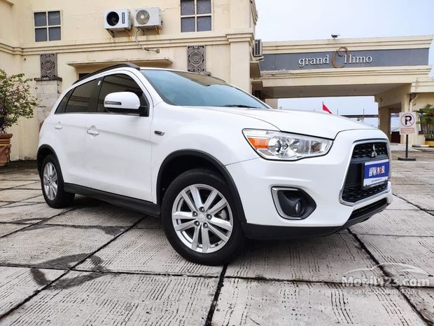 Mitsubishi Outlander Sport Mobil bekas dijual di Dki-jakarta Indonesia 