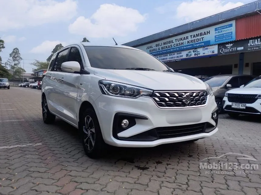 Jual Mobil Suzuki Ertiga 2023 GX Hybrid 1.5 di Jawa Barat Automatic MPV Putih Rp 201.000.000