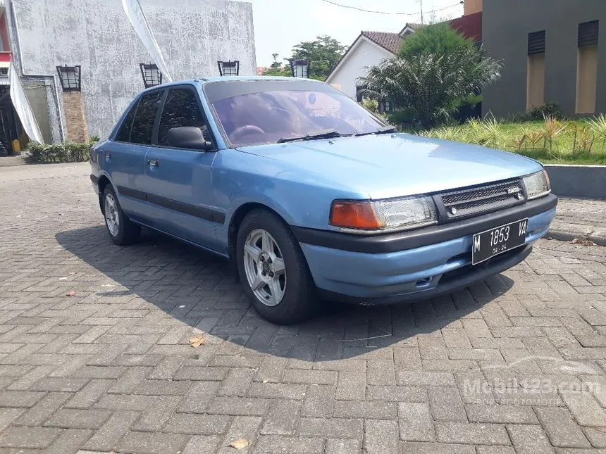 Jual Mobil Mazda 323 1990 1.6 Manual 1.6 di Jawa Timur Manual Sedan Biru Rp 17.000.000