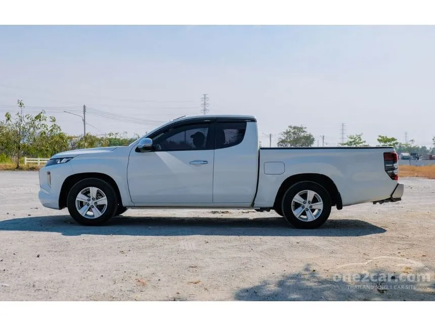 2020 Mitsubishi Triton GLX Pickup