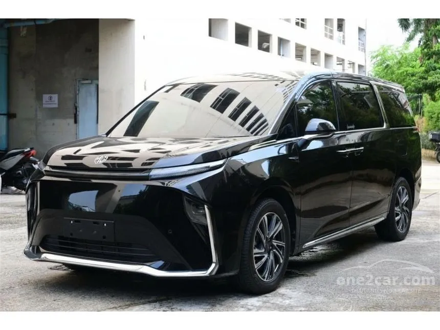 2023 MG Maxus9 X Van