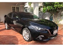 2015 Mazda 3 2.0 (ปี 14-17) S Sports Hatchback AT