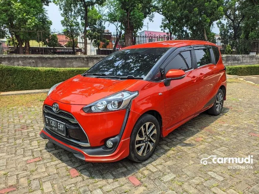Jual Mobil Toyota Sienta 2017 Q 1.5 di Jawa Barat Automatic MPV Orange Rp 159.000.000