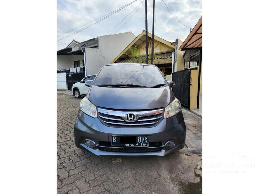 Jual Mobil Honda Freed 2013 E 1.5 di DKI Jakarta Automatic MPV Abu