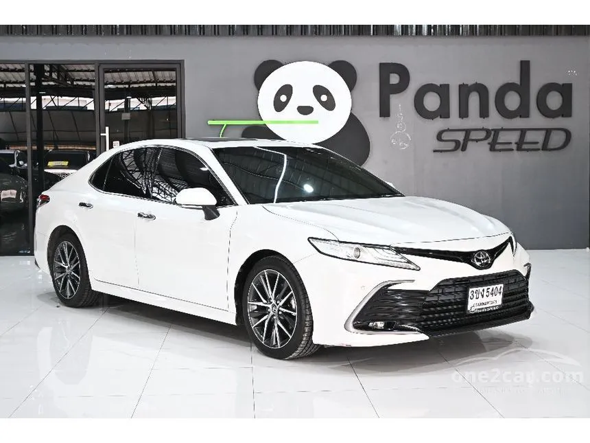 2022 Toyota CAMRY Premium Sedan