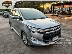 2017 Toyota INNOVA 2.8 Crysta G Wagon