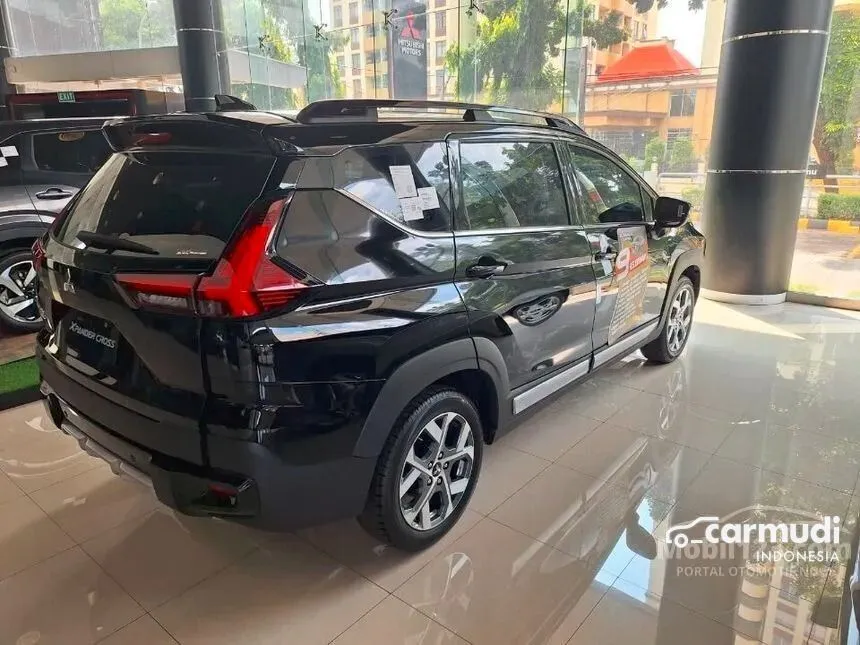 2024 Mitsubishi Xpander CROSS Premium Package Wagon