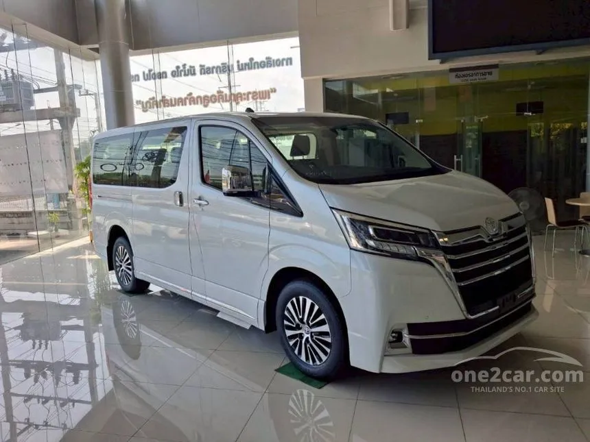 2026 Toyota Majesty Premium Van