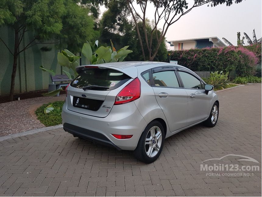 2011 Ford Fiesta Sport Sedan