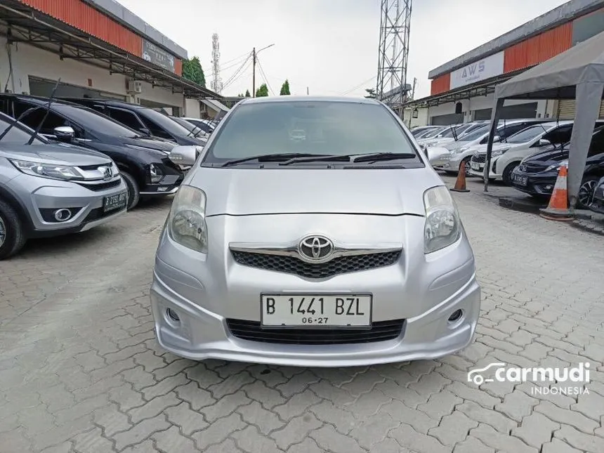 Jual Mobil Toyota Yaris 2012 E 1.5 di Banten Automatic Hatchback Silver Rp 100.000.000