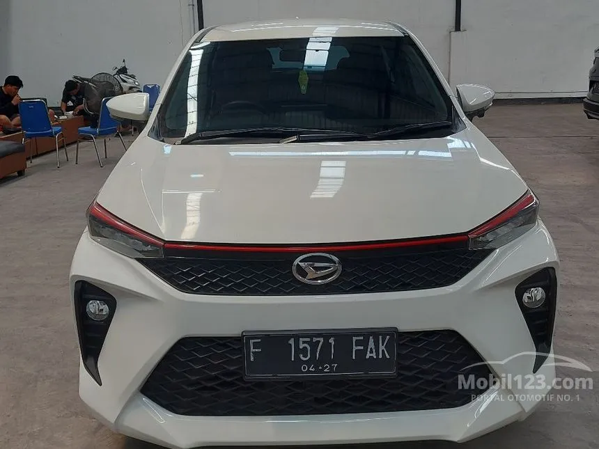 Jual Mobil Daihatsu Xenia 2022 R 1.5 di Jawa Timur Manual MPV Putih Rp 188.000.000