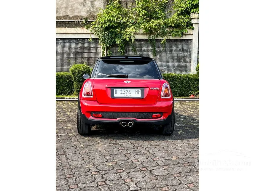 2010 MINI Cooper S Hatchback