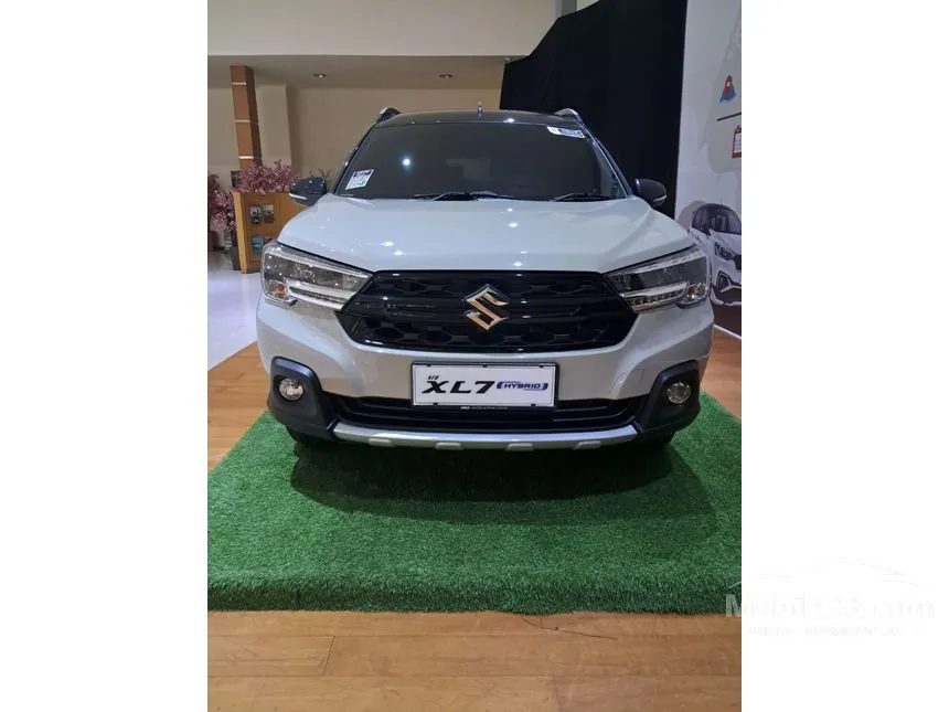 Jual Mobil Suzuki XL7 2024 ALPHA Hybrid 1.5 di Jawa Timur Automatic Wagon Lainnya Rp 244.000.000