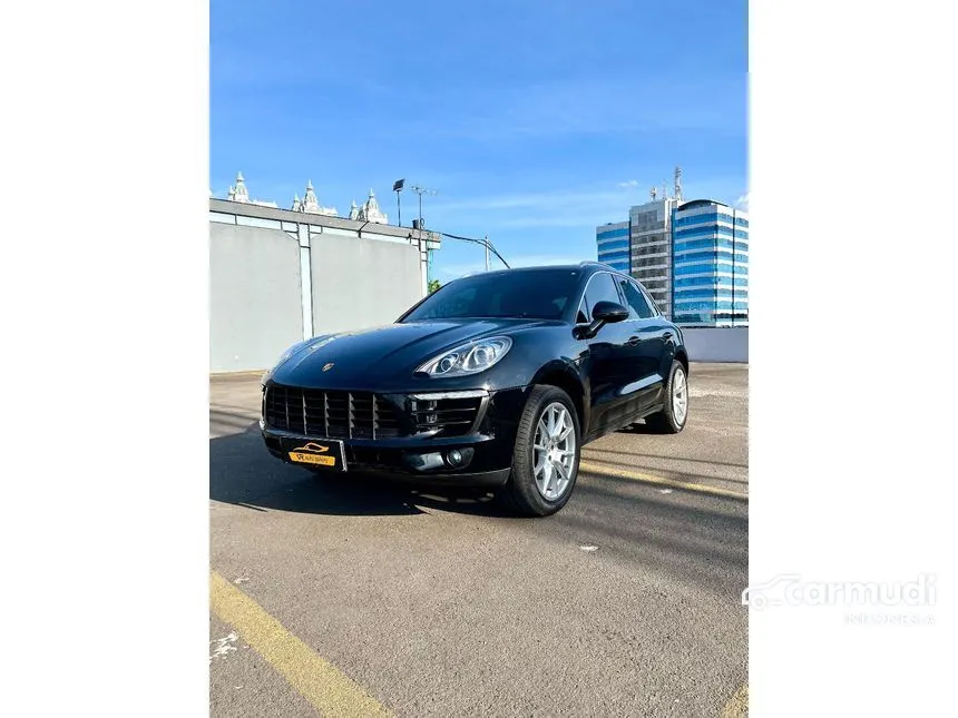 2016 Porsche Macan SUV