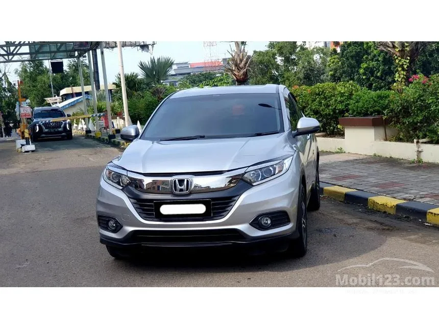 Jual Mobil Honda HR