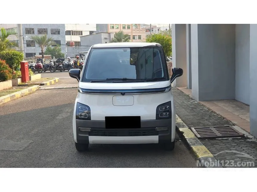 2023 Wuling Air EV Long Range Hatchback