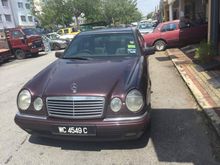 2002 Mercedes-Benz E230 2.3 Sedan (A)