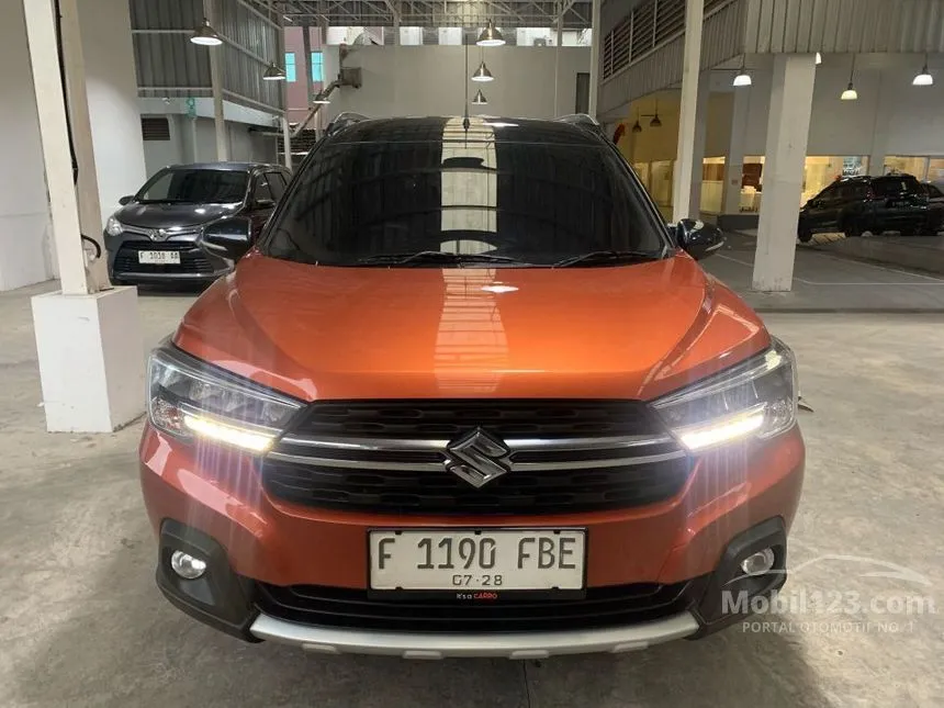 Jual Mobil Suzuki XL7 2023 Alpha 1.5 di Jawa Barat Automatic SUV Orange Rp 226.000.000
