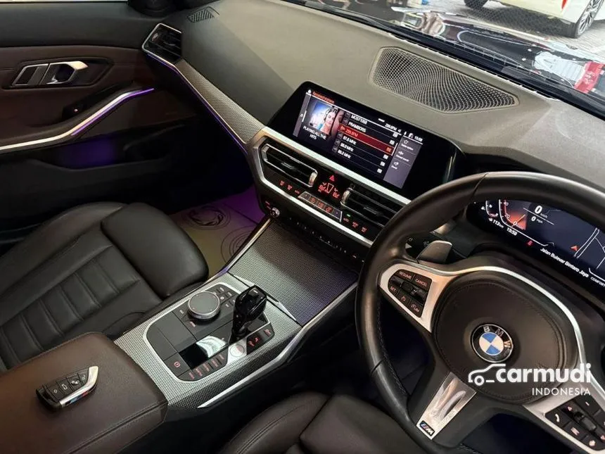2021 BMW 330i M Sport Sedan