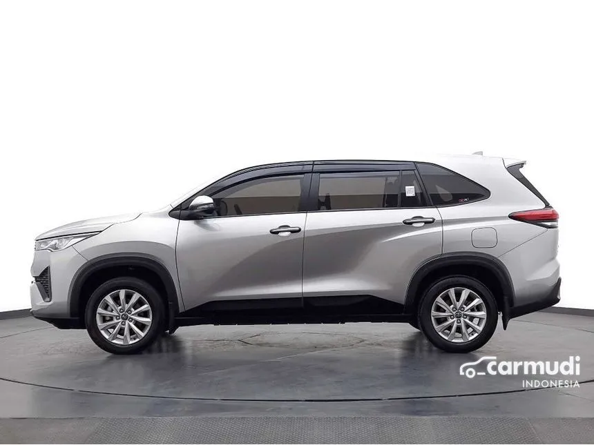 2022 Toyota Kijang Innova Zenix V (Non Premium Color) MPV