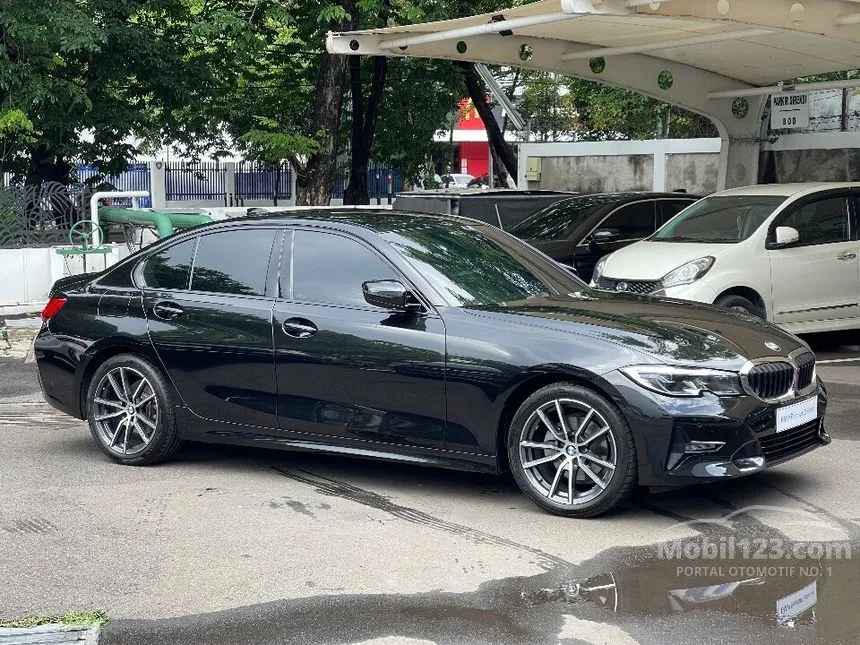 Jual Mobil BMW 320i 2020 Sport 2.0 di DKI Jakarta Automatic Sedan Hitam ...
