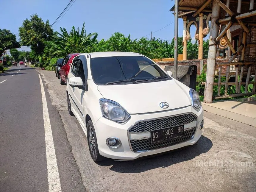 Jual Mobil Daihatsu Ayla 2015 X 1.0 di Jawa Timur Manual Hatchback Putih Rp 88.000.000
