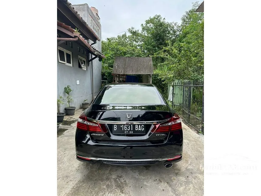 2016 Honda Accord VTi-L Sedan